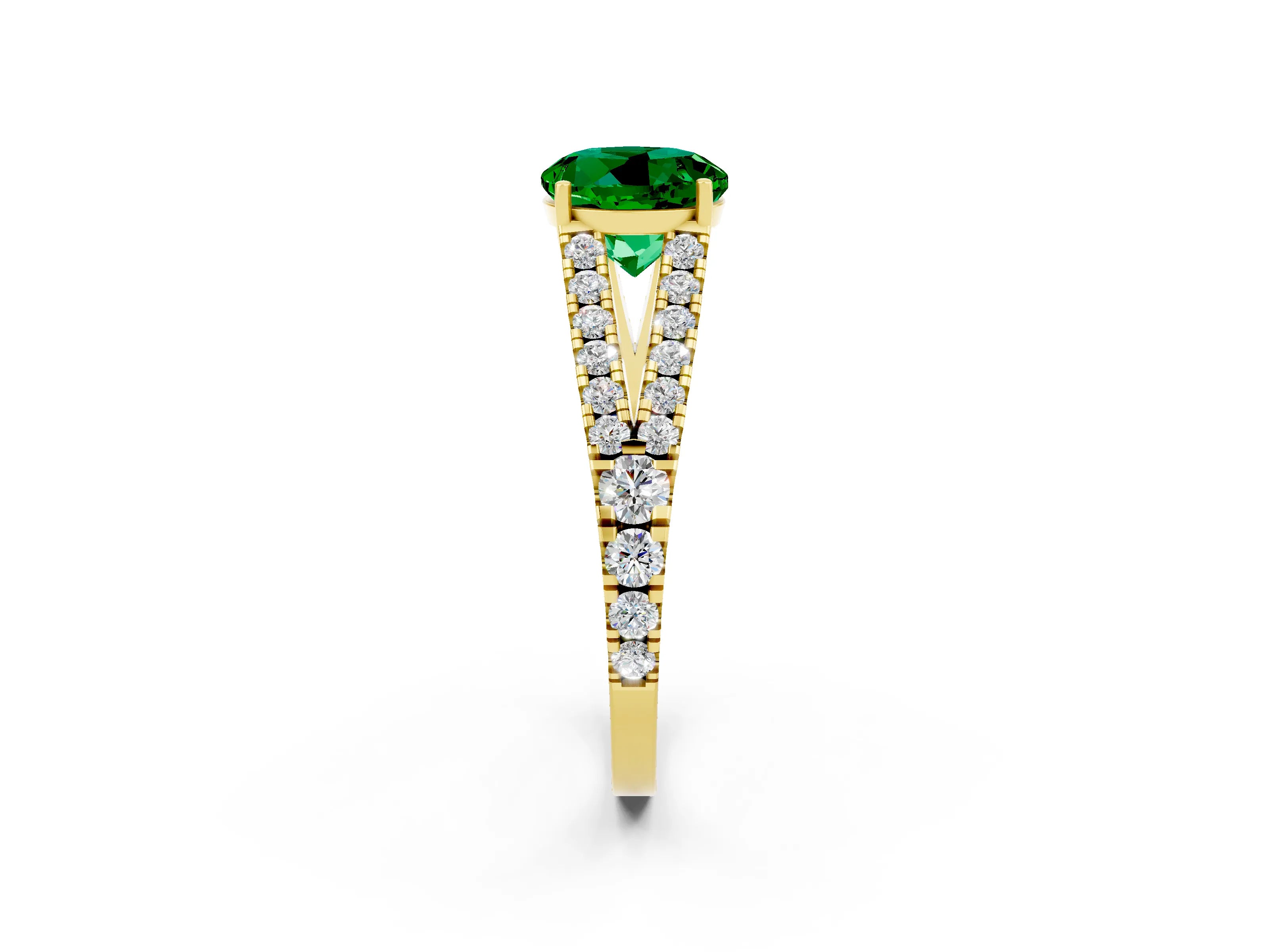 Yellow gold Round Cut Emerald Split Shank Pavé Engagement Ring with Four-Prong Setting_14
