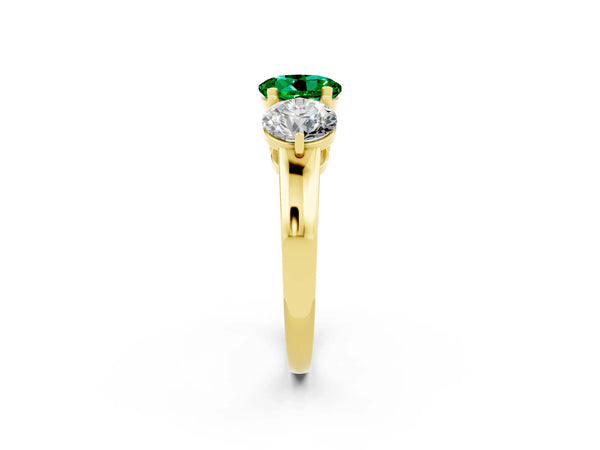 Yellow gold Round Cut Emerald Three-Stone Ring with Prong Setting and Classic Band