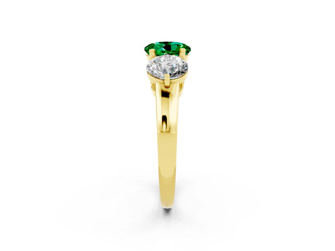 Yellow gold Round Cut Emerald Three-Stone Ring with Prong Setting and Classic Band_2