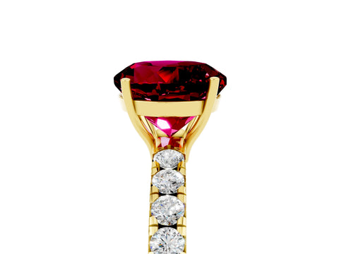Yellow gold Round Cut Garnet Pavé Solitaire Engagement Ring with Four-Prong Setting_17