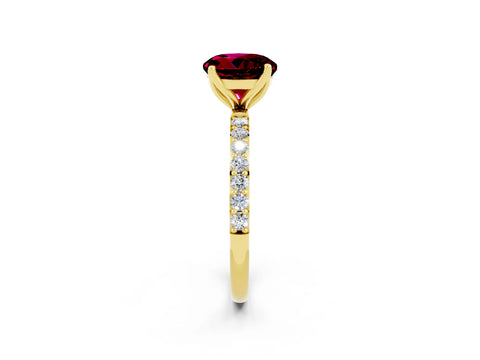 Yellow gold Round Cut Garnet Solitaire Engagement Ring with Pavé Band and Prong Setting_2