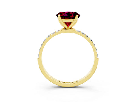 Yellow gold Round Cut Garnet Solitaire Engagement Ring with Pavé Band and Prong Setting_3