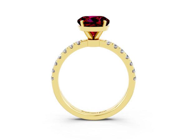 Yellow gold Round Cut Garnet Solitaire Ring with Pavé Accents and Four-Prong Setting
