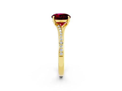 Yellow gold Round Cut Garnet Solitaire Ring with Pavé Band and Prong Setting_2