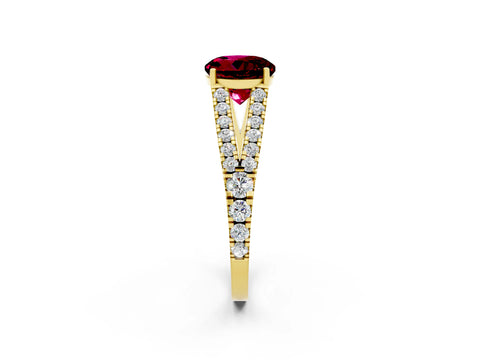Yellow gold Round Cut Garnet Split Shank Pavé Engagement Ring with Four-Prong Setting_14