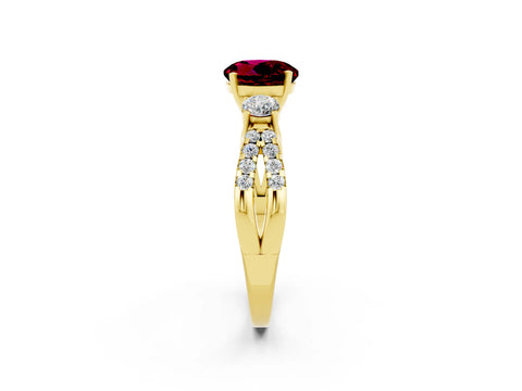 Yellow gold Round Cut Garnet Three-Stone Ring with Pavé Split Shank and Four-Prong Setting_2
