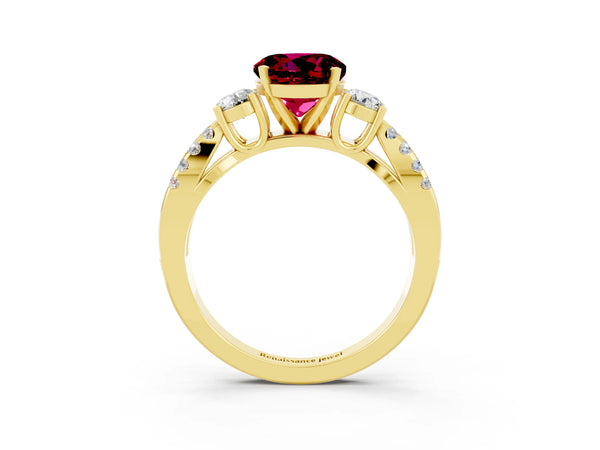 Yellow gold Round Cut Garnet Three-Stone Ring with Pavé Split Shank and Four-Prong Setting