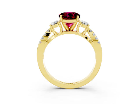 Yellow gold Round Cut Garnet Three-Stone Ring with Pavé Split Shank and Four-Prong Setting_3