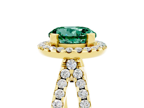 Yellow gold Round Cut Green Sapphire Halo Ring with Split Shank Pavé Band and Prong Setting_5