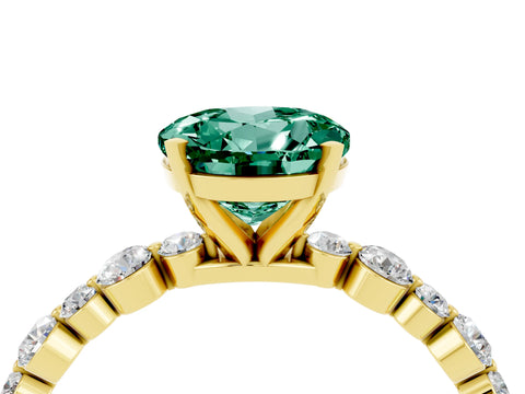 Yellow gold Round Cut Green Sapphire Prong Set Engagement Ring with Pavé Band_4