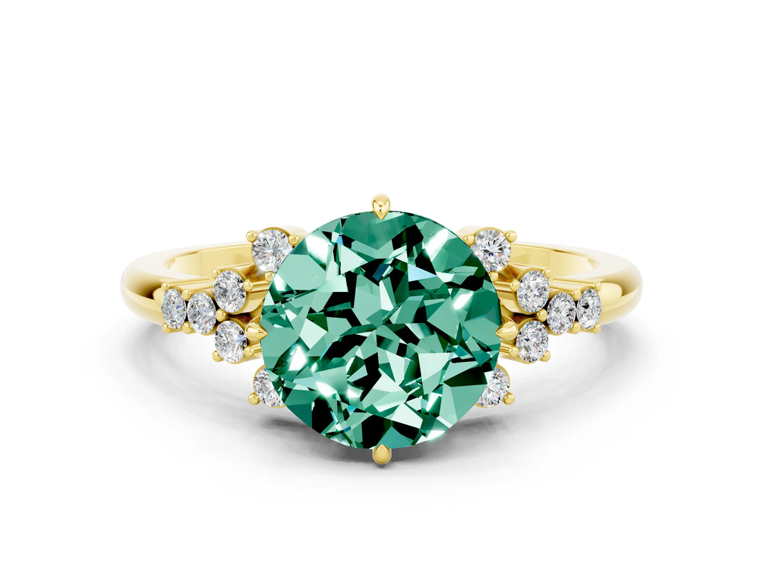 Yellow gold Round Cut Green Sapphire Ring with Side Stones and Four-Prong Setting_36