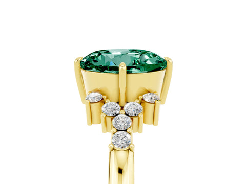 Yellow gold Round Cut Green Sapphire Ring with Side Stones and Four-Prong Setting_41