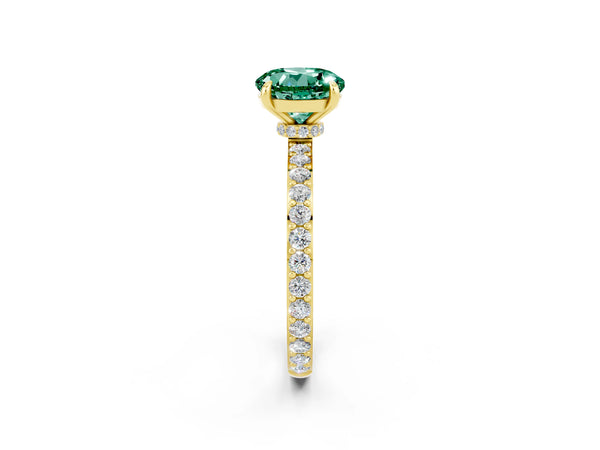 Yellow gold Round Cut Green Sapphire Solitaire Engagement Ring with Pavé Band and Four-Prong Setting