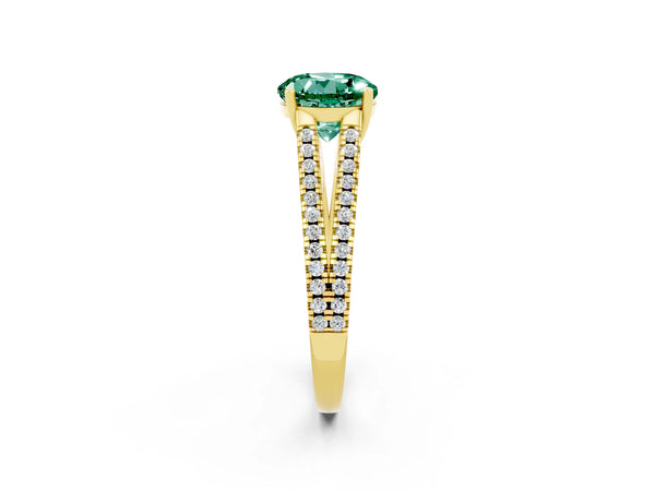 Yellow gold Round Cut Green Sapphire Solitaire Engagement Ring with Split Shank Pavé Band