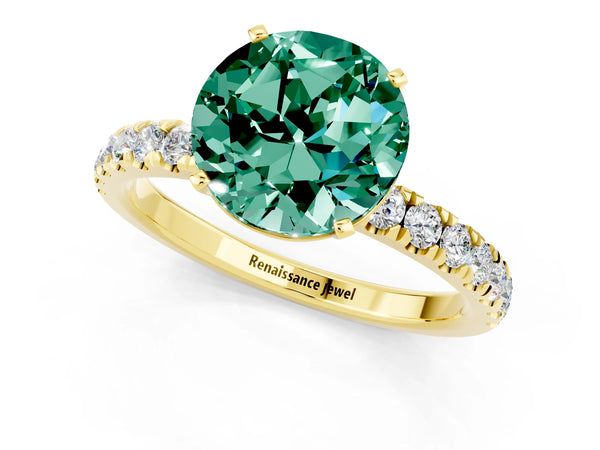 Yellow gold Round Cut Green Sapphire Solitaire Ring with Pavé Accents and Four-Prong Setting