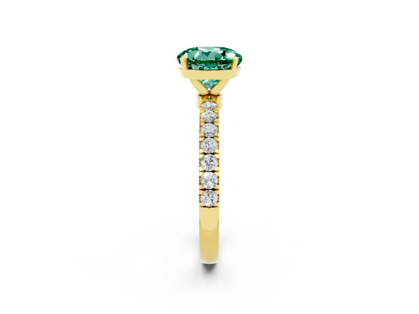 Yellow gold Round Cut Green Sapphire Solitaire Ring with Pavé Accents and Four-Prong Setting