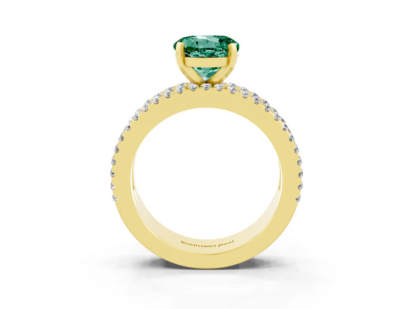 Yellow gold Round Cut Green Sapphire Solitaire Ring with Pavé and Channel Set Band