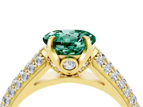 Yellow gold Round Cut Green Sapphire Solitaire Ring with Three-Row Pavé Band and Four-Prong Setting_16