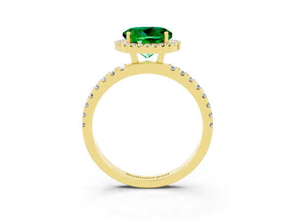 Yellow gold Round Cut Emerald Classic Halo Engagement Ring with Round Pavé Band and Prong Setting