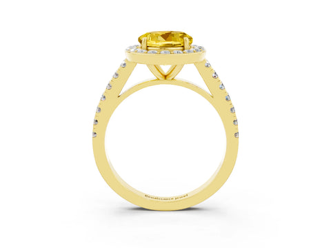 Yellow gold Round Cut Halo Diamond Ring with Pavé Band and Three-Prong Setting_3