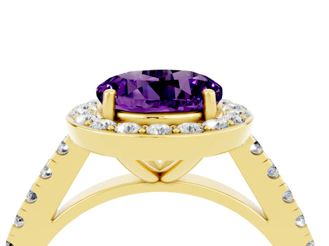 Yellow gold Round Cut Halo Diamond Ring with Pavé Band and Three-Prong Setting_4
