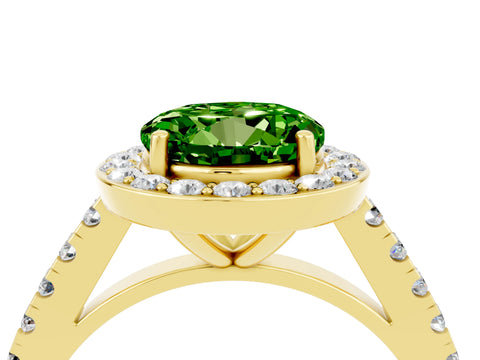 Yellow gold Round Cut Halo Diamond Ring with Pavé Band and Three-Prong Setting_4