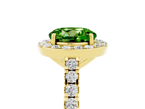 Yellow gold Round Cut Halo Diamond Ring with Pavé Band and Three-Prong Setting_5