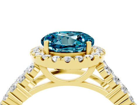Yellow gold Round Cut Halo Pavé Diamond Engagement Ring with Split Shank and Four-Prong Setting_4