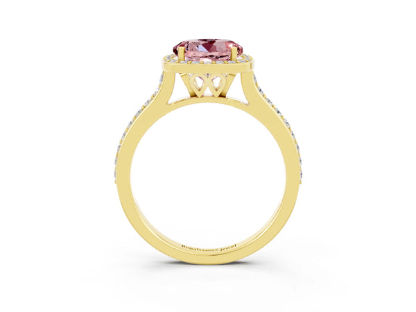 Yellow gold Round Cut Halo Round Diamond Pavé Band with Four-Prong Setting