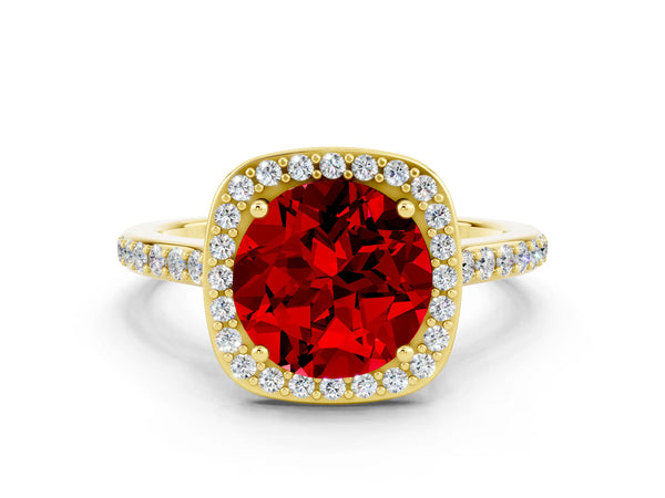 Yellow gold Round Cut Halo Round Diamond Pavé Band with Four-Prong Setting