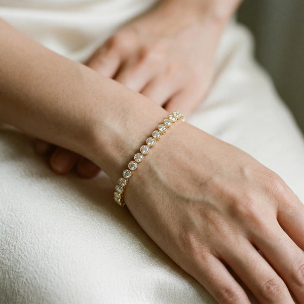Yellow gold Round Cut Milgrain Bezel Set Tennis Bracelet