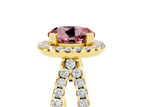 Yellow gold Round Cut Morganite Halo Ring with Split Shank Pavé Band and Prong Setting_5