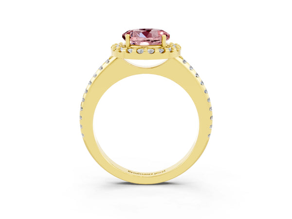 Yellow gold Round Cut Morganite Pavé Halo Ring with Four-Prong Setting