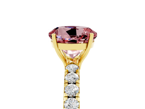Yellow gold Round Cut Morganite Pavé Solitaire Engagement Ring with Four-Prong Setting_17