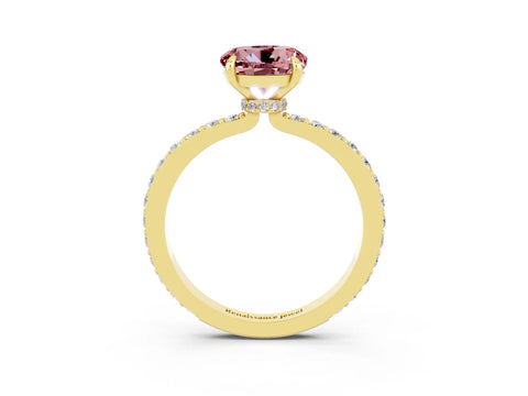 Yellow gold Round Cut Morganite Solitaire Engagement Ring with Pavé Band and Four-Prong Setting_3