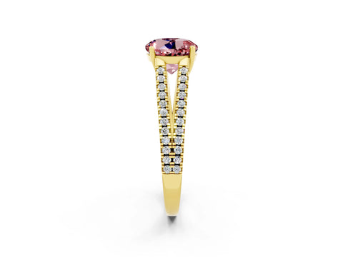 Yellow gold Round Cut Morganite Solitaire Engagement Ring with Split Shank Pavé Band_2
