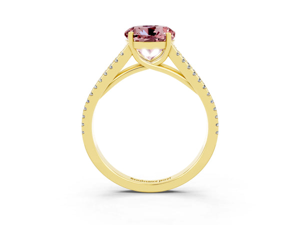 Yellow gold Round Cut Morganite Solitaire Engagement Ring with Split Shank Pavé Band