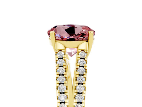 Yellow gold Round Cut Morganite Solitaire Engagement Ring with Split Shank Pavé Band_5