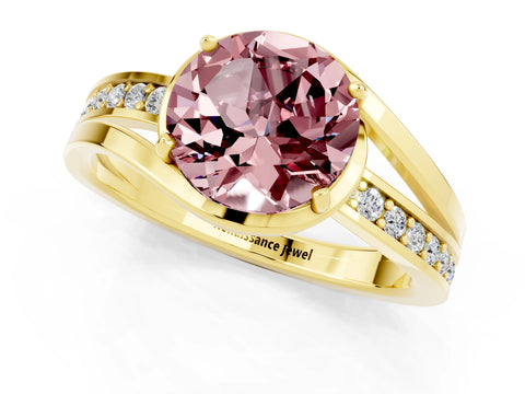 Yellow gold Round Cut Morganite Solitaire Ring with Split Shank and Prong Setting_1