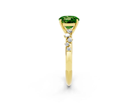 Yellow gold Round Cut Peridot Cluster Side Stone Solitaire Ring with Prong Setting_26