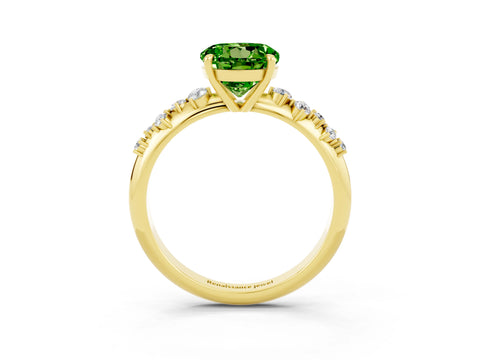 Yellow gold Round Cut Peridot Cluster Side Stone Solitaire Ring with Prong Setting_27