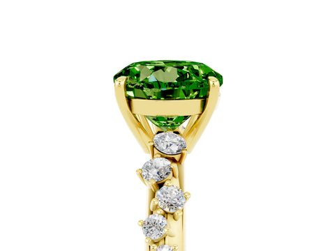 Yellow gold Round Cut Peridot Cluster Side Stone Solitaire Ring with Prong Setting_29