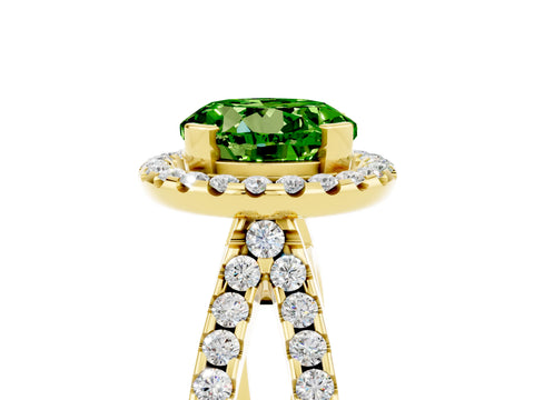 Yellow gold Round Cut Peridot Halo Ring with Split Shank Pavé Band and Prong Setting_5