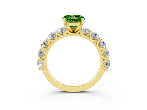 Yellow gold Round Cut Peridot Prong Setting with Side Stones on a Pave Band_3