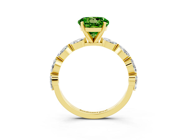 Yellow gold Round Cut Peridot Ring with Marquise Side Stones and Prong Setting