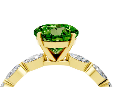 Yellow gold Round Cut Peridot Ring with Marquise Side Stones and Prong Setting_4