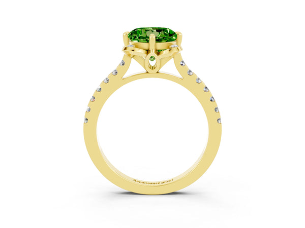 Yellow gold Round Cut Peridot Ring with Pavé Band and Floral Prong Setting