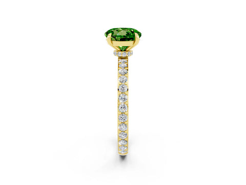 Yellow gold Round Cut Peridot Ring with Pavé Band and Four-Prong Setting_2