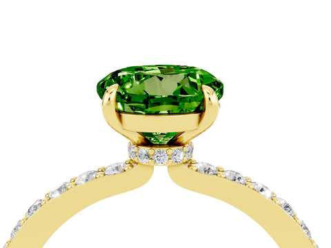 Yellow gold Round Cut Peridot Ring with Pavé Band and Four-Prong Setting_4
