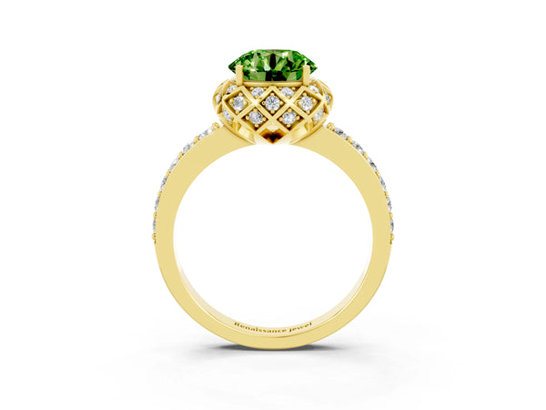Yellow gold Round Cut Peridot Scalloped Halo Engagement Ring with Round Shared Prong Band